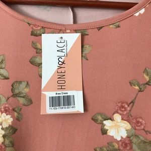 Honey and Lace BREA NWT